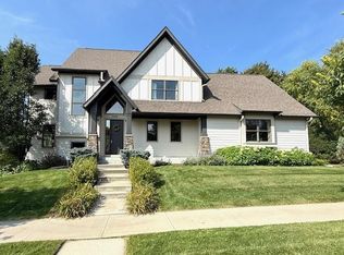 2308 Baihly Hills Dr SW, Rochester, MN 55902