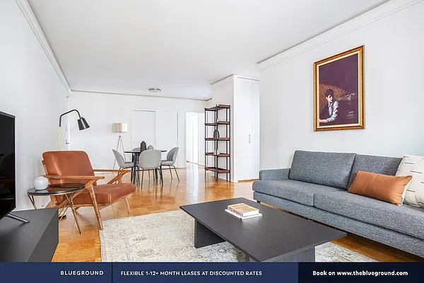 Rented by The Blueground | media 24