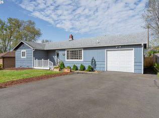 3058 Follett St, Roseburg, OR 97470