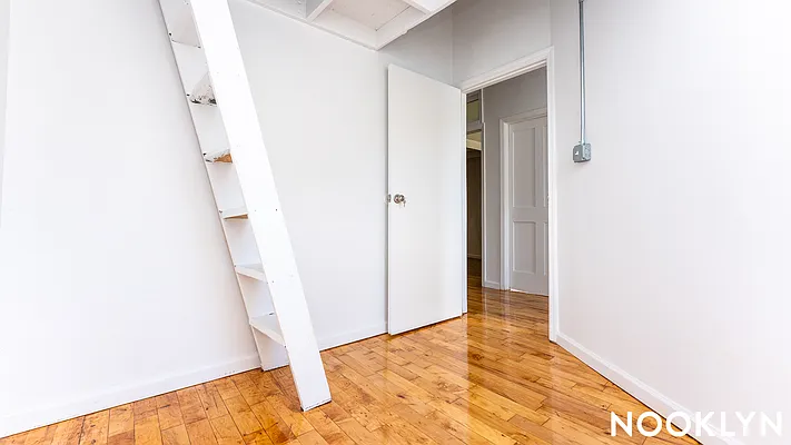 Rented by Nooklyn NYC LLC | media 2