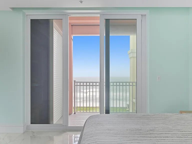 200 Ocean Crest Dr #1111 — Photo 66