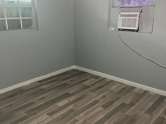 4th image of 2272 Cranford Ave #2272