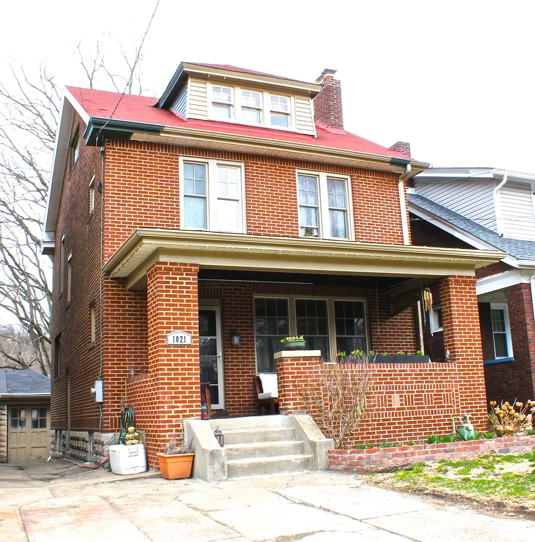 1021 King Ave photo 1