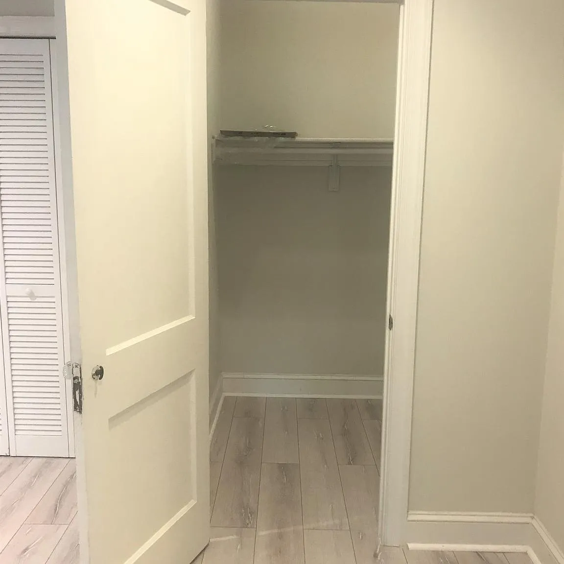 2 bed, 647 sqft, $2,700 — Photo 3