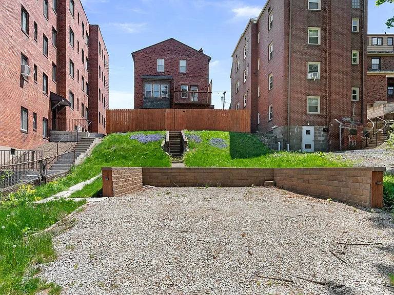 3846 Brownsville Rd — Photo 28