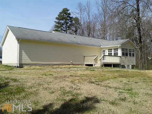 3rd image of 4660 Gillsville Hwy