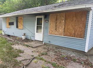 1311 Williamsburg Dr, Champaign, IL