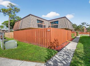 4023 Palm Bay Cir APT D, West Palm Beach, FL 33406