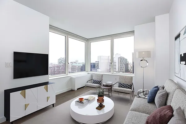 Rented by Halstead Real Estate | media 17