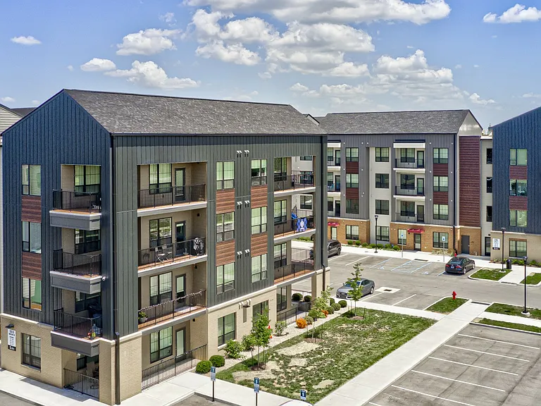 The State at Fishers Apartments — Photo 41