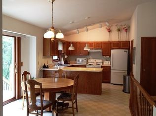 7450 W Valley Ridge Dr, Madison, WI 53719