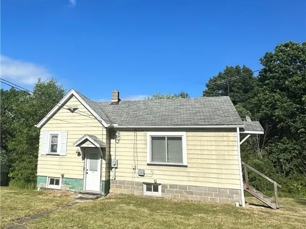 33771 Eddy Rd, Willoughby Hills, OH 44094