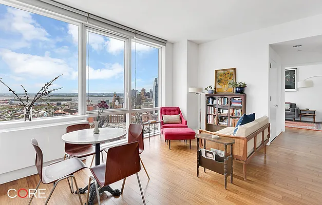 Rented by CORE | media 56