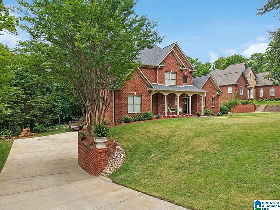 4th image of 282 Kensington Ln