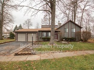 2421 Bentree Ct, Miamisburg, OH 45342