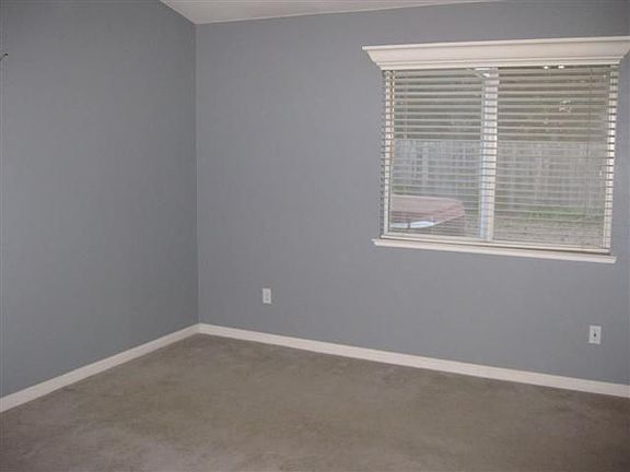 5th image of 1347 Avenida Alvarado