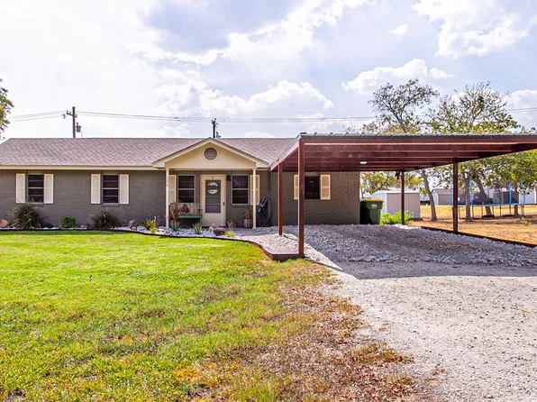 206 S Jena St, Riesel, TX 76682