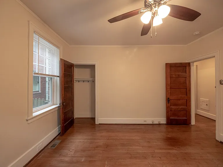 524 Saint James Pl #526 — Photo 12
