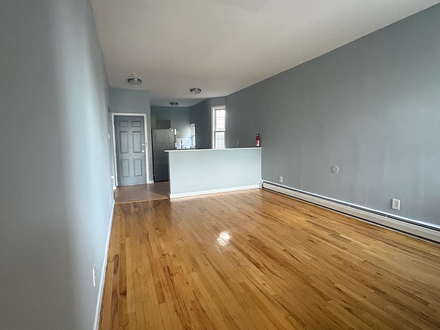 2 bed, $2,000 — Photo 4