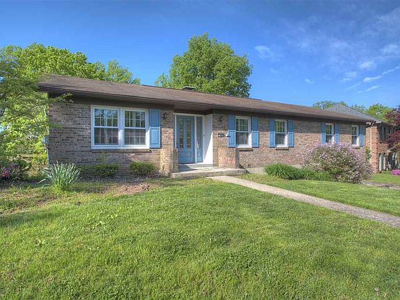 2nd image of 504 Knob Hill Ct