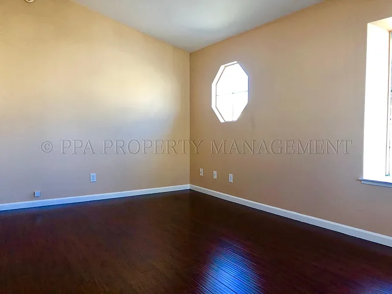 34094 Gannon Ter — Photo 16