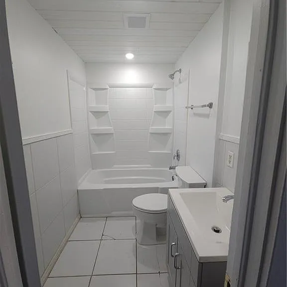 2657 Lafayette St — Photo 10