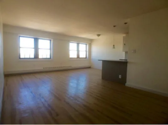 Rented by Bohemia Realty Group | media 18