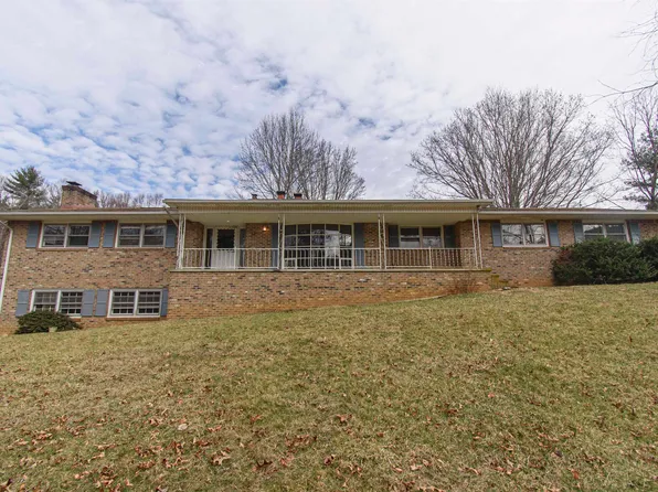 516 Loss Bent Rd NW, Riner, VA 24149