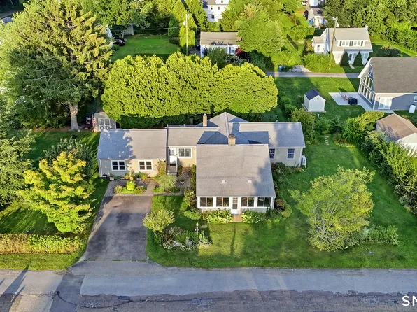 311 Brightwater Road, Old Lyme, CT 06371
