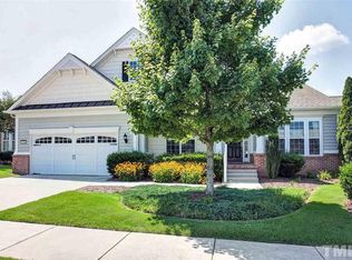 102 Arvind Oaks Cir, Cary, NC 27519