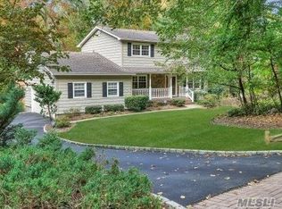 22 Mill Dam Rd, Smithtown, NY 11787