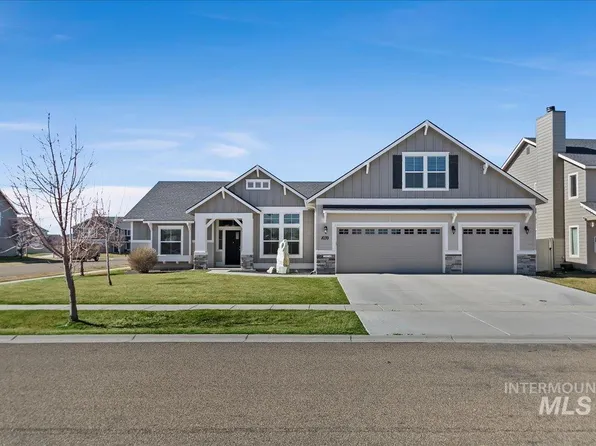 1039 E Yaquina Bay Dr, Nampa, ID 83686