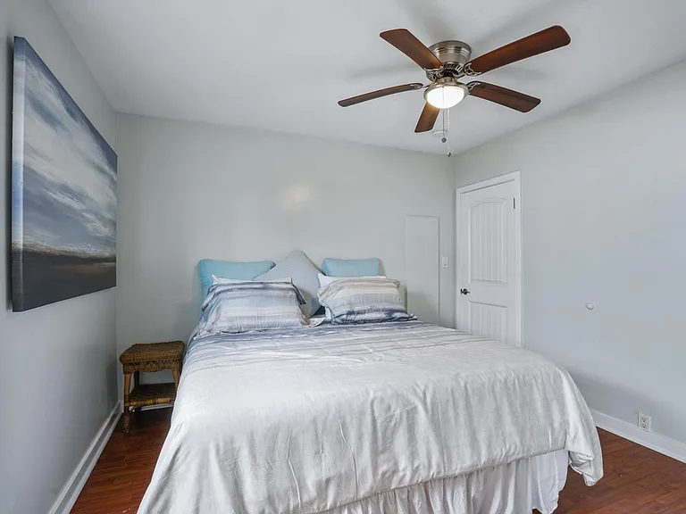 815 El Carmel Pl — Photo 7