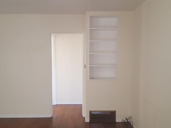 4th image of 3952 Atascadero Dr