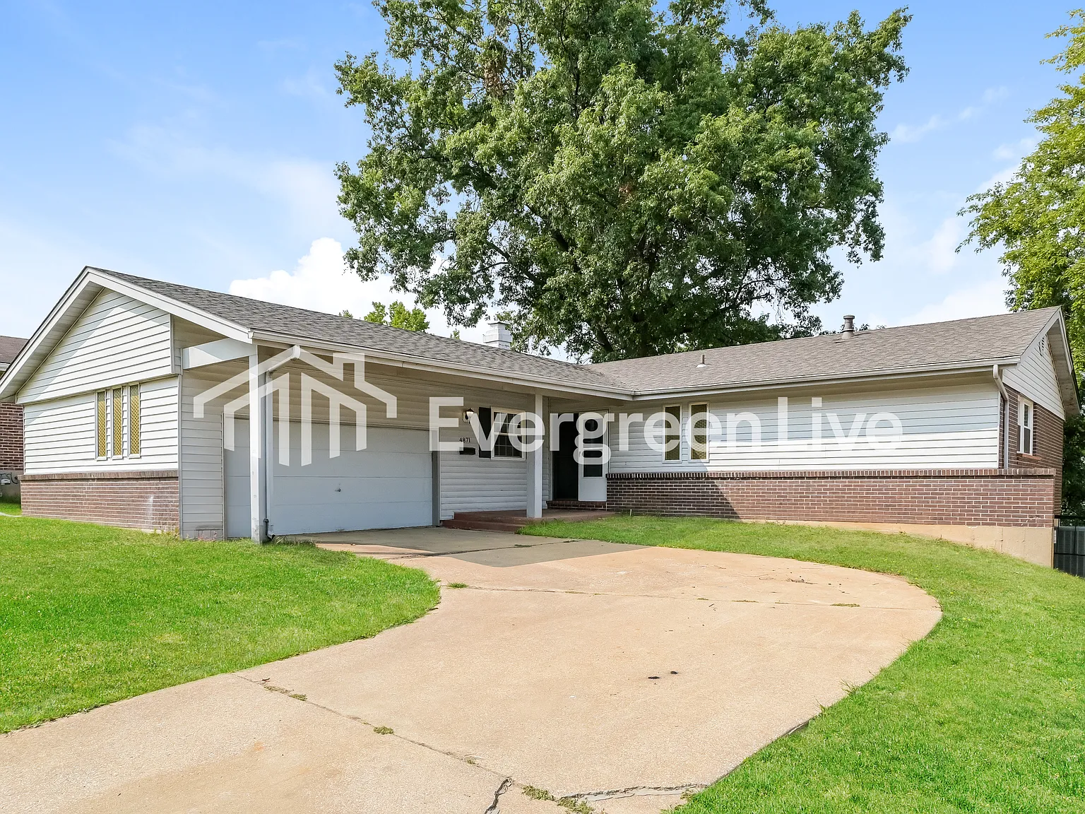 3 bed, 2.0 bath, 1659 sqft, $1,845 — Photo 2