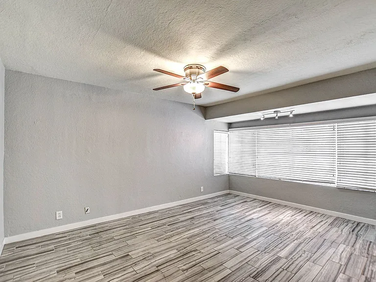 Vintage Ranch Home — Photo 21