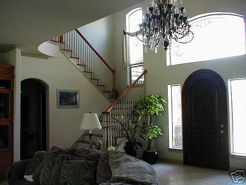 entry way, staircase