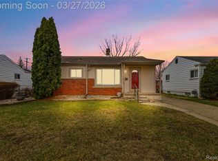 6457 Deering St, Garden City, MI