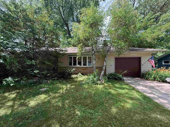 421 Labelle Ln, Monona, WI 53716