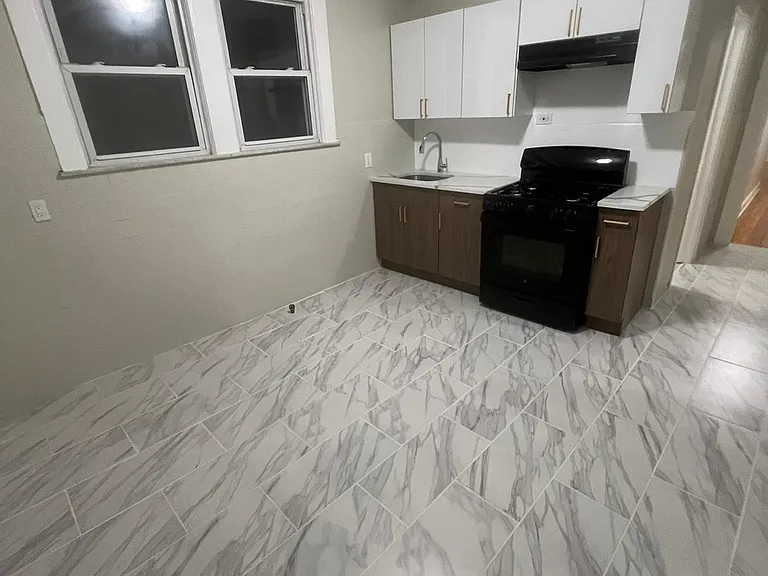 424 Scotland Rd #1 — Photo 1