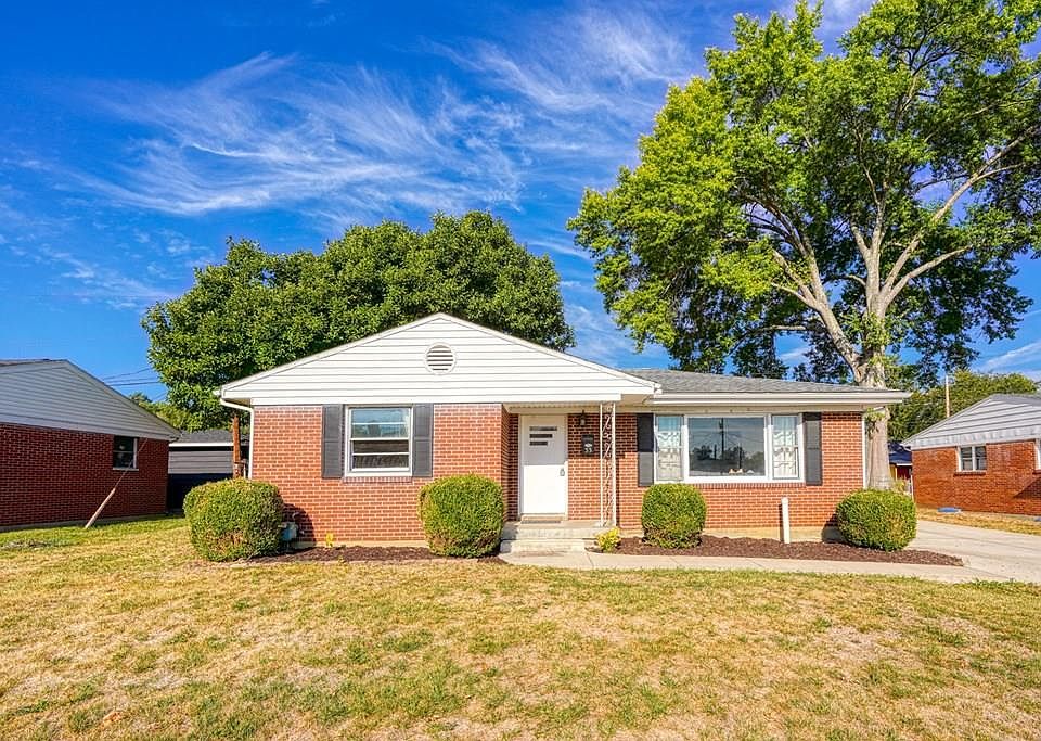 1st image of 33 Zander Dr