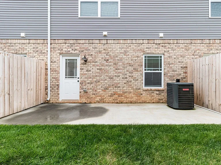 349 Fallow Cir — Photo 16