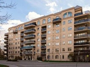 7 Dayspring Cir E #303, Brampton, ON L6P1B8