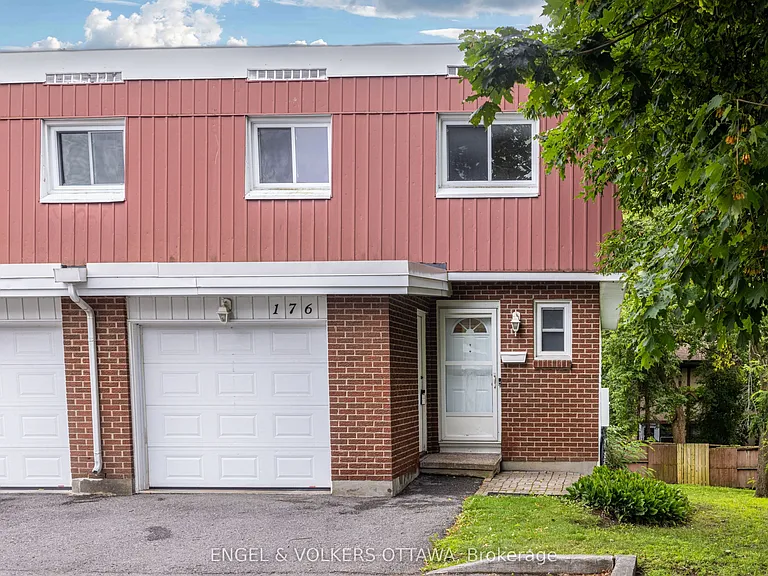 176 Birch Hill Point — Photo 2
