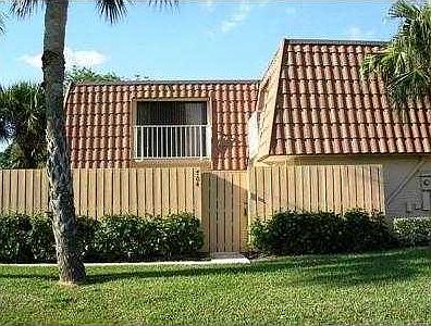2nd image of 712 Mill Valley Pl