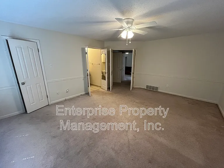 6700 N Kirby Oaks Cv — Photo 10