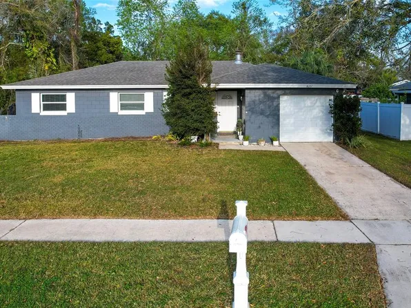 825 Agnes Dr, Altamonte Springs, FL 32701