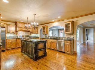 2421 Boyd Ave, Fort Worth, TX 76109