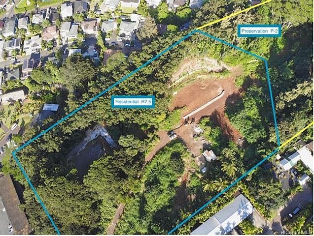 1st image of 3059 Kalihi St