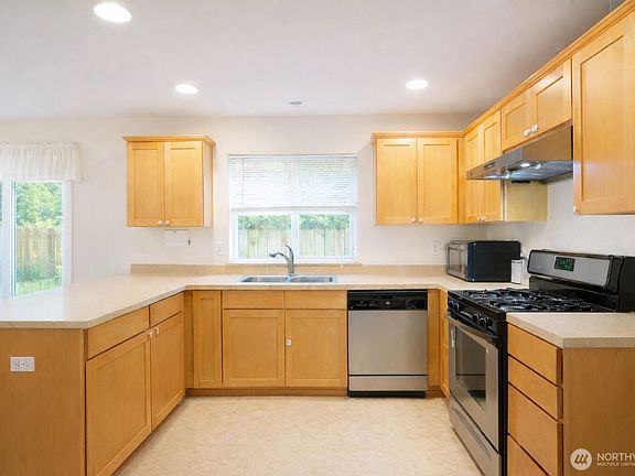 2nd image of 3403 159th St SW #B